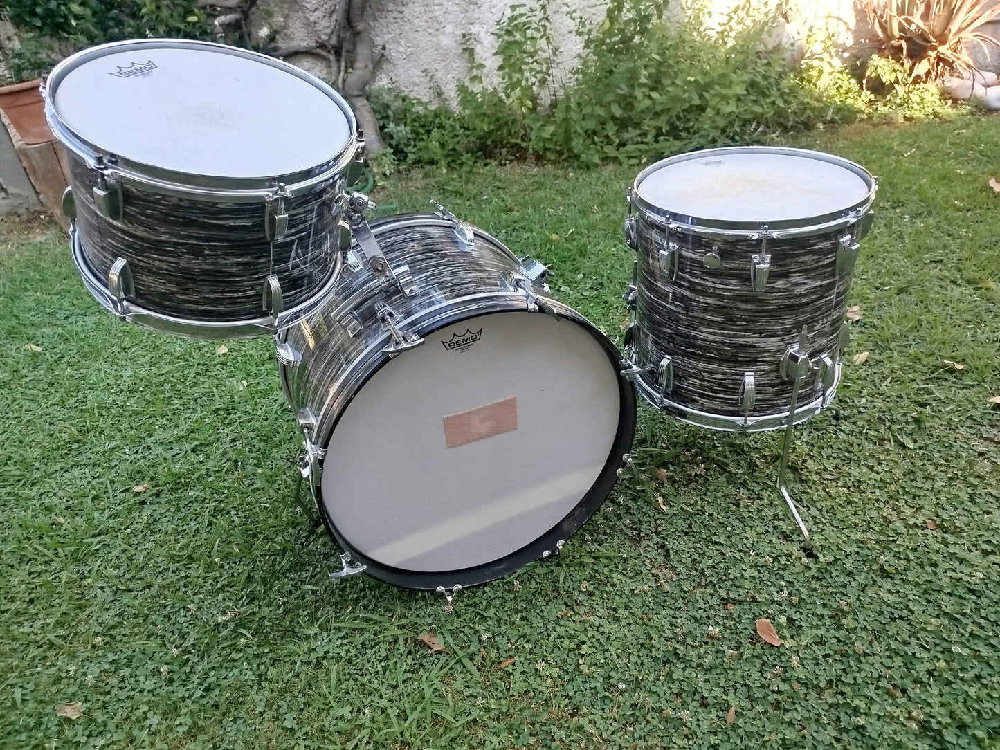 LUDWIG Downbeat Black Oyster Black, 1969.