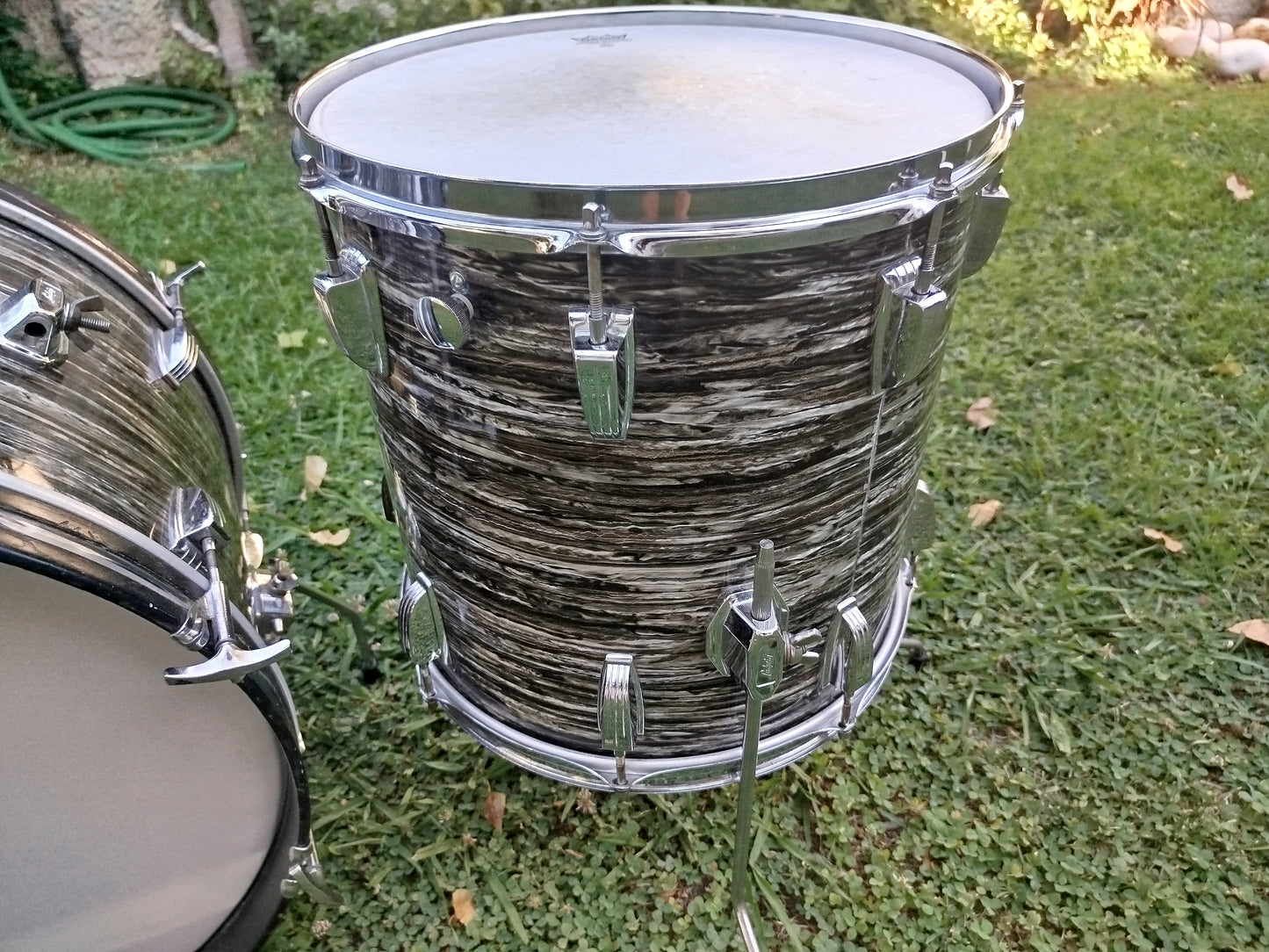 LUDWIG Downbeat Black Oyster Black, 1969.