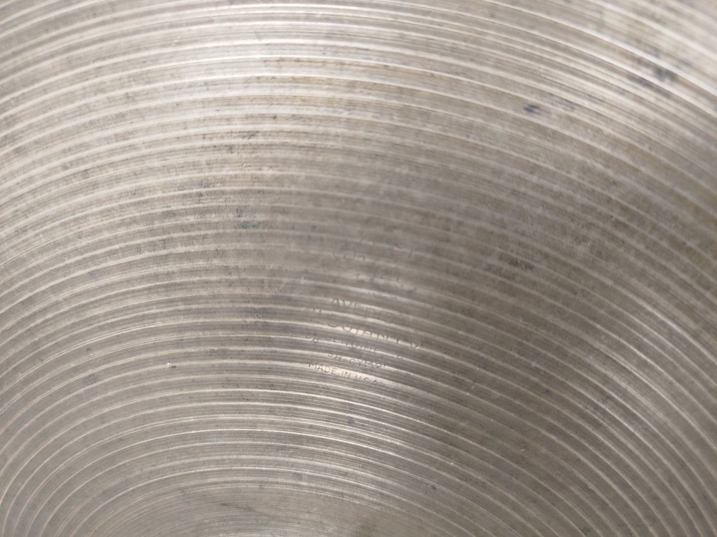 ZILDJIAN A 15" hi hat 1960's.