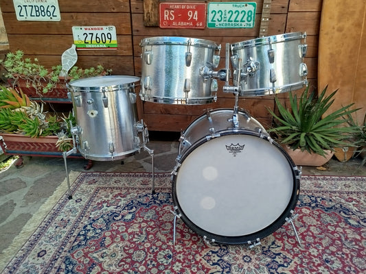SUPER WOODING "President" Jazz set, 1970s.