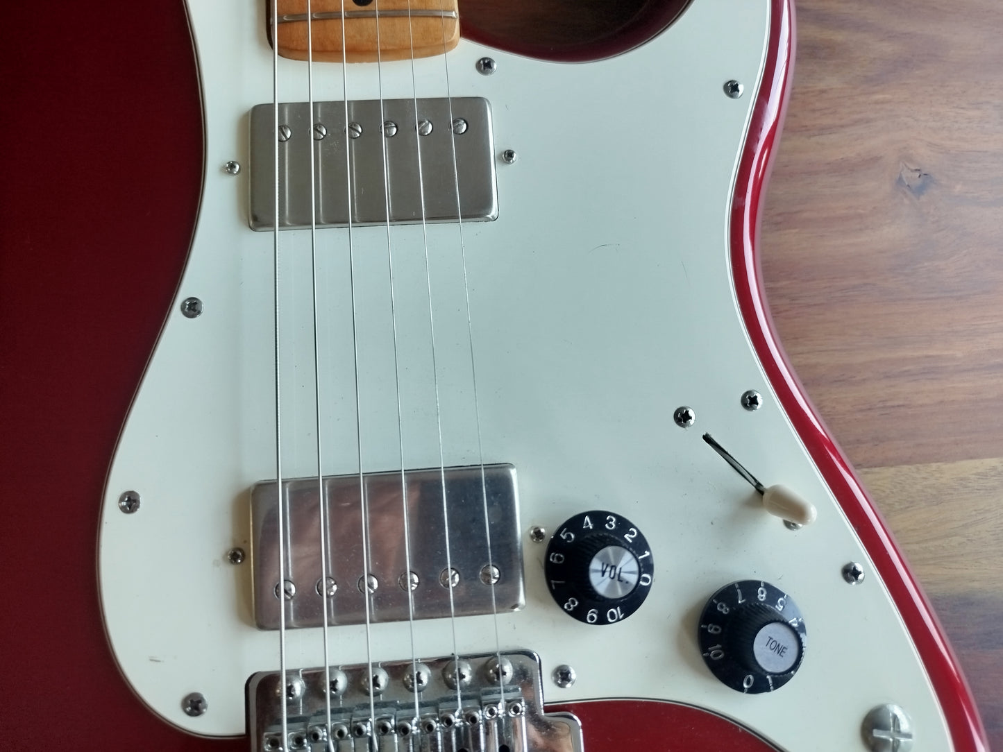 STRAT Custom, Candy Apple Red, Usata.