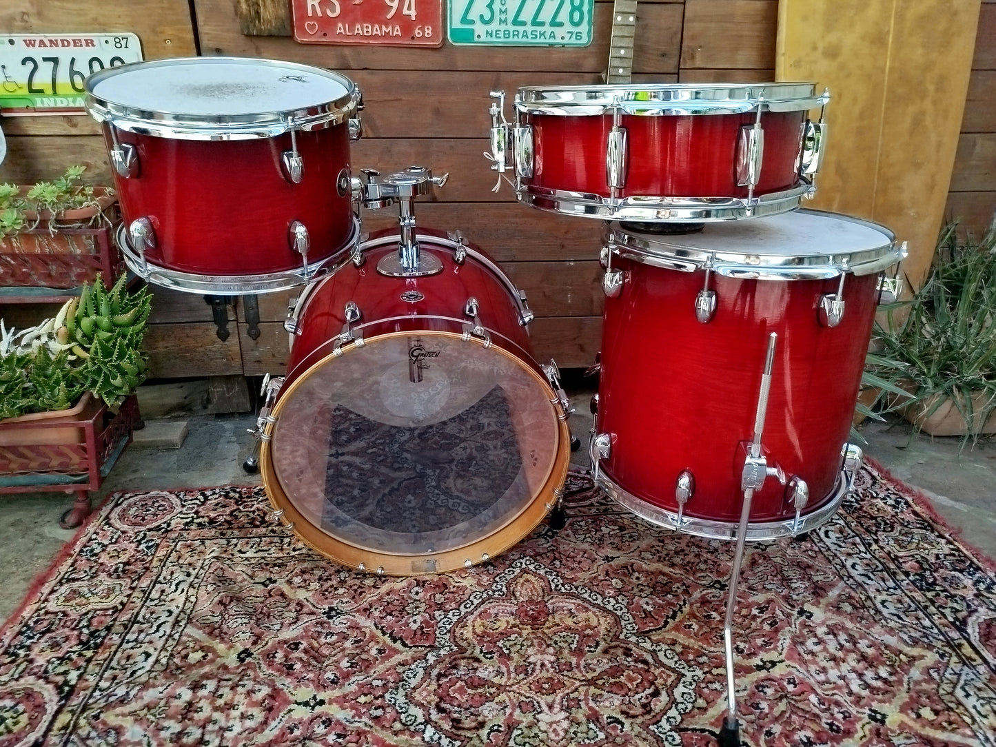 GRETSCH Catalina Club Jazz CT1-J484, Gloss Crimson Burst, ex demo.