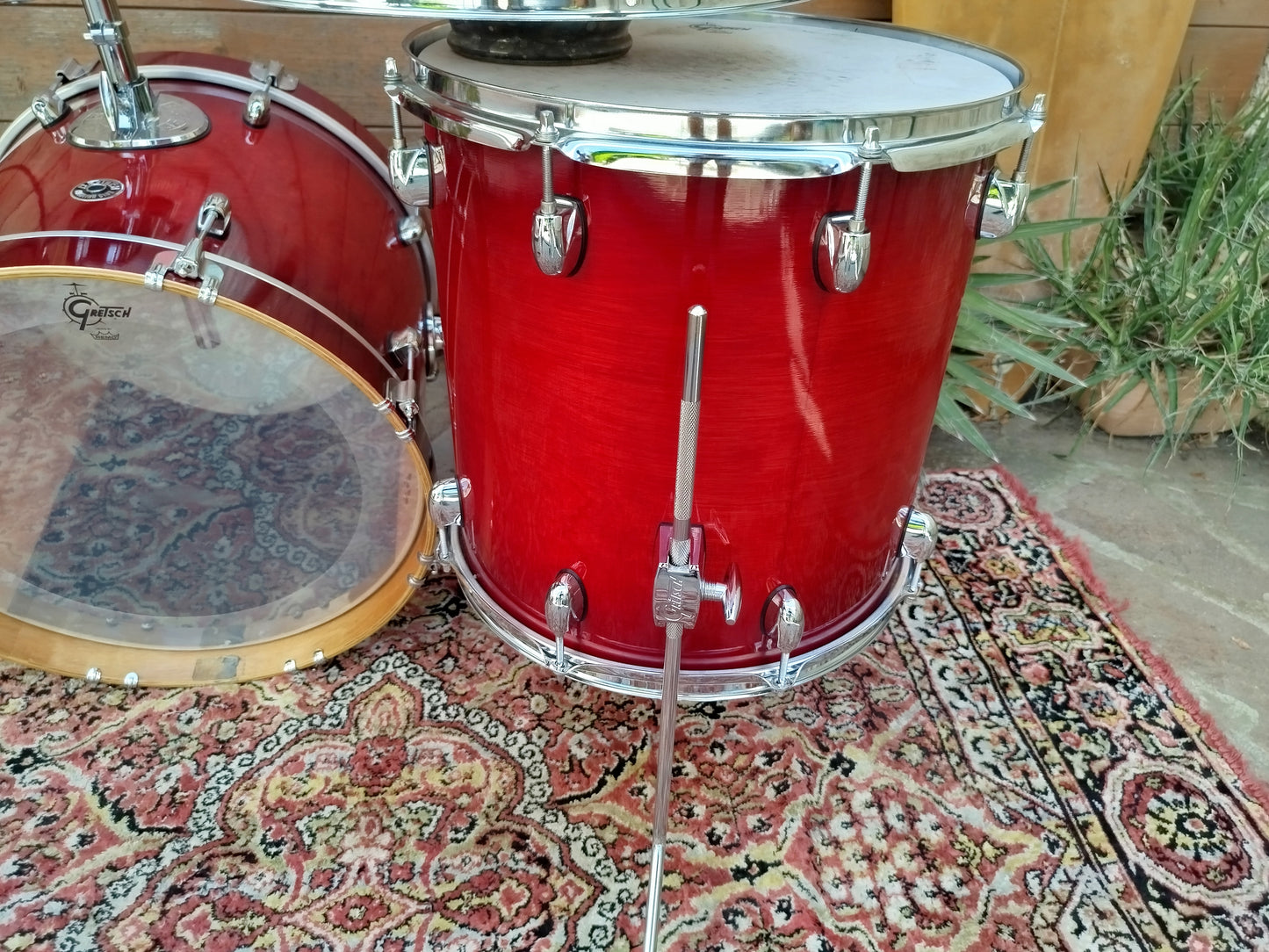GRETSCH Catalina Club Jazz CT1-J484, Gloss Crimson Burst, ex demo.