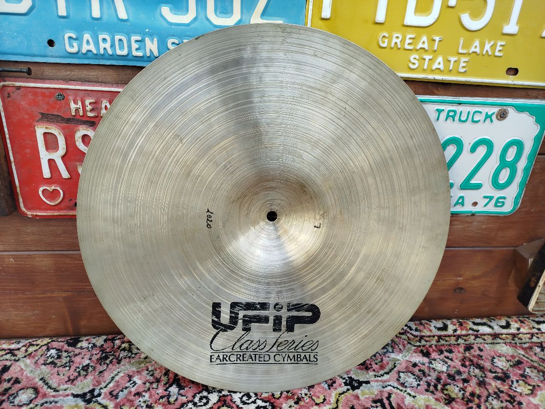 UFIP Class 16" Crash, 1990s.