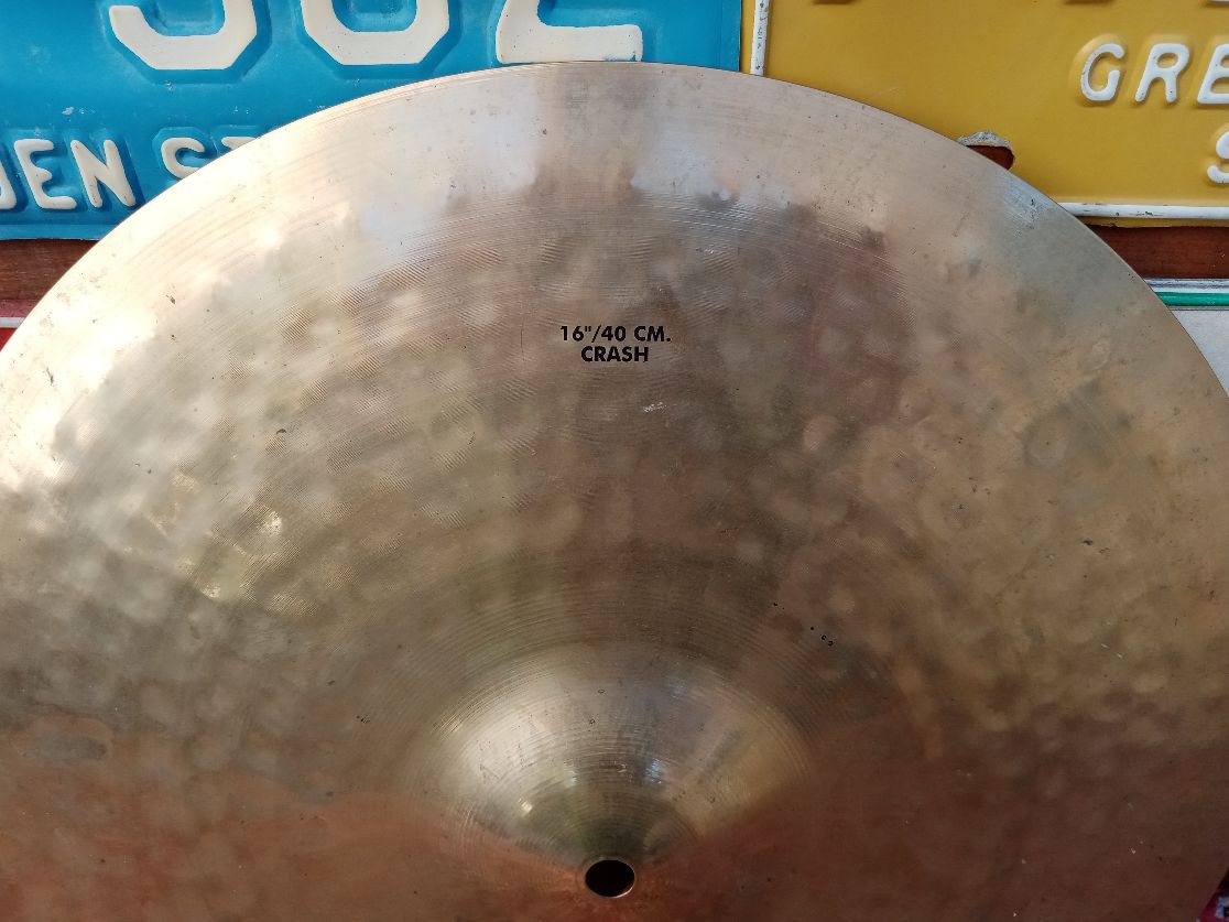 UFIP Bionic 16” Crash 1990s used.