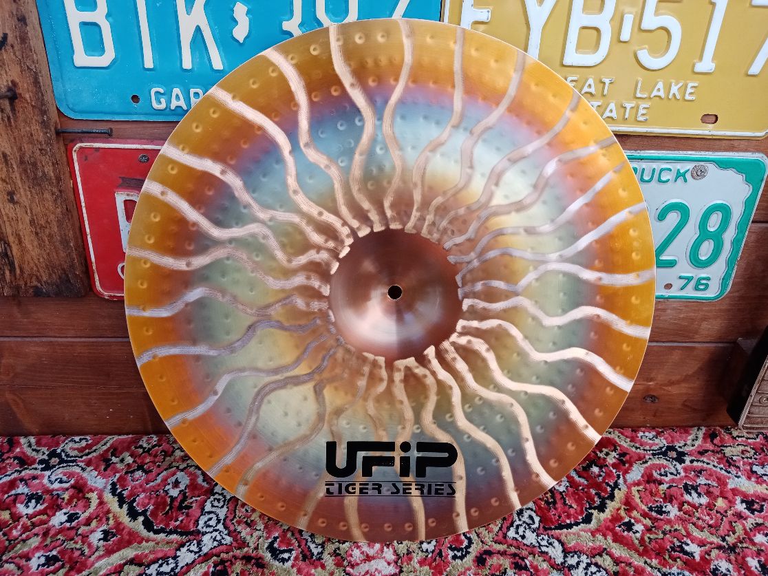 UFIP Tiger 18” Crash.