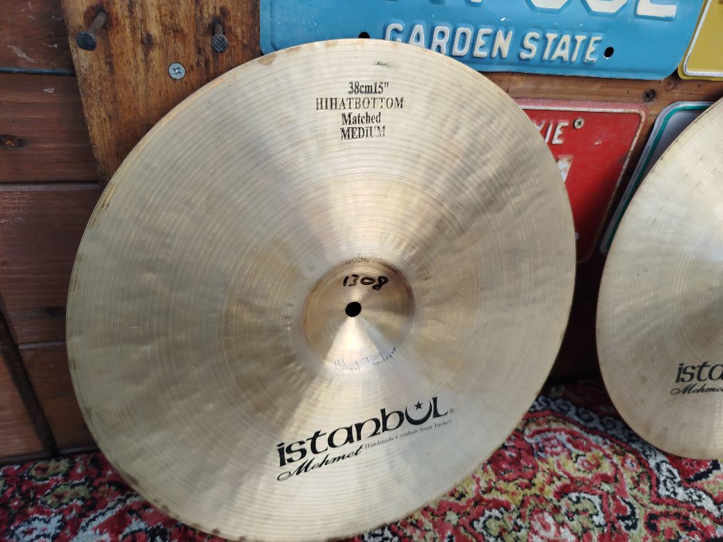 ISTANBUL Mehmet Traditional 15” Hi Hat, used.