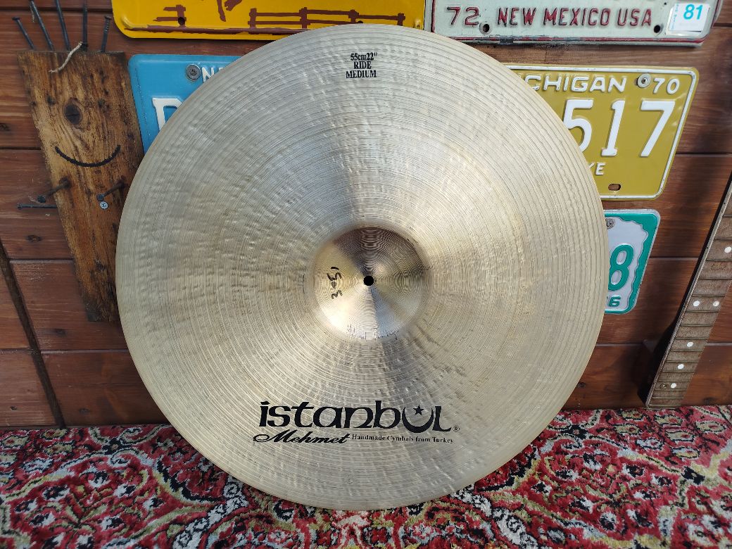 ISTANBUL Mehmet Traditional 22” Medium Ride, used.