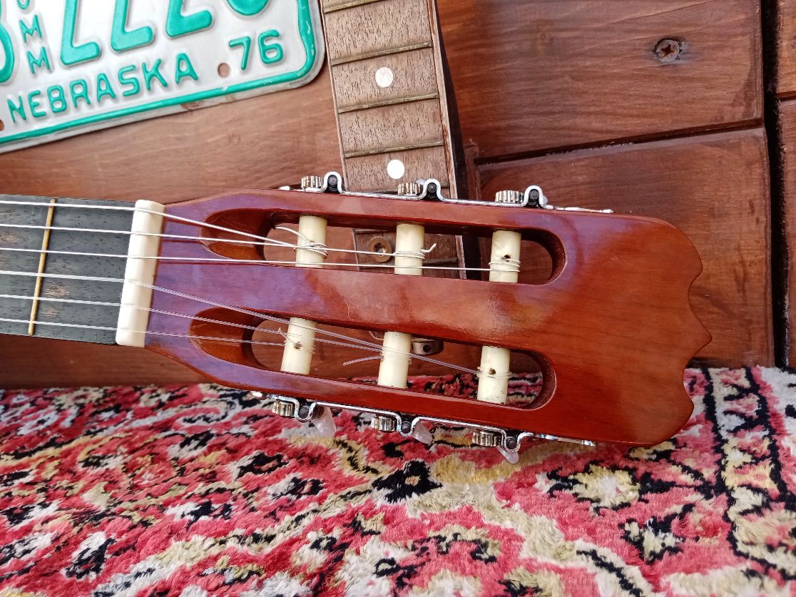 TAMAKI CG150, 1980s classical guitar.