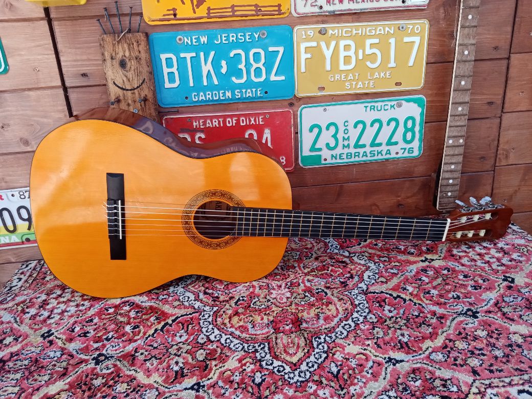 TAMAKI CG150, 1980s classical guitar.